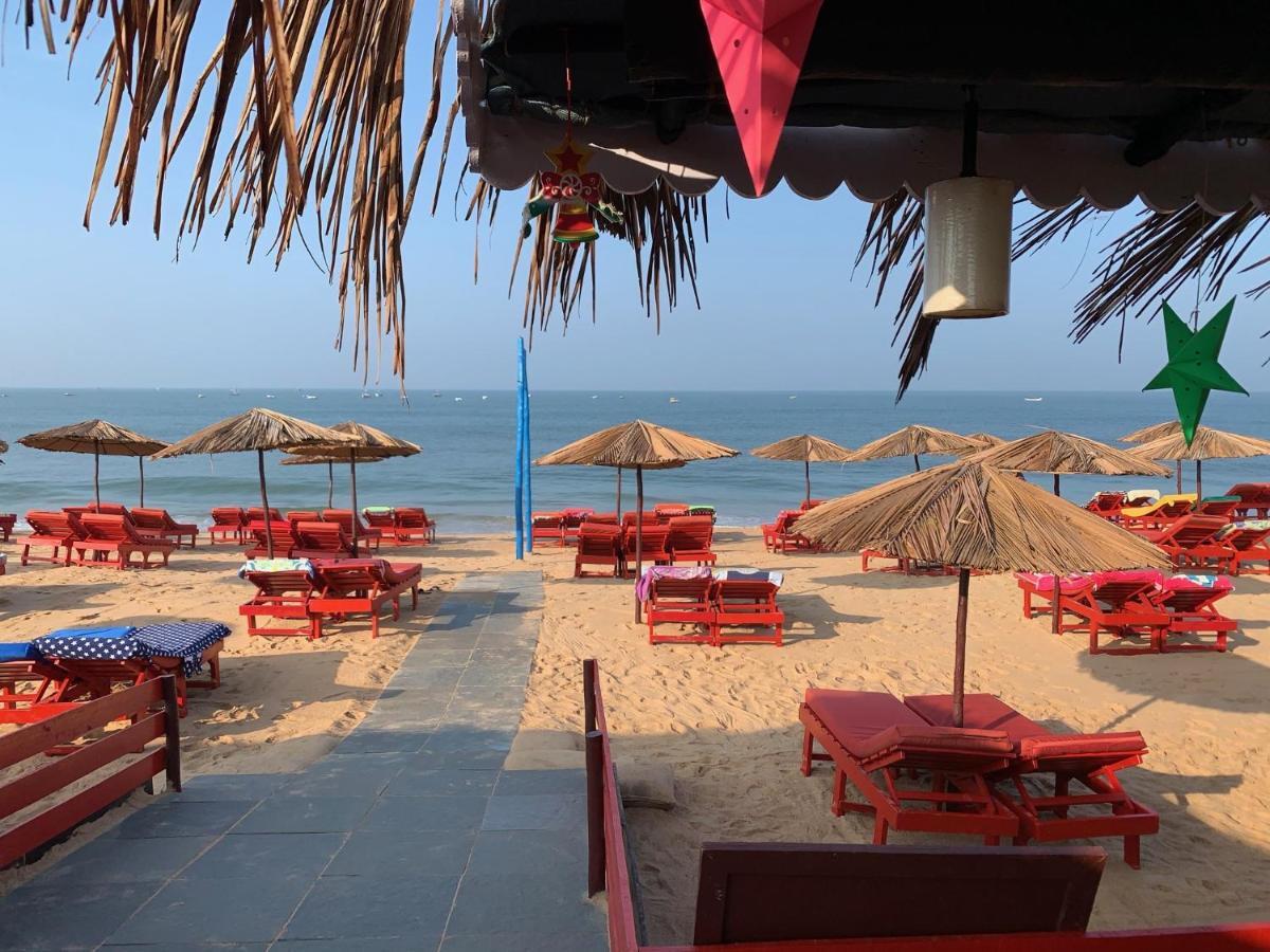 Casa Candolim Beach Front Exterior foto